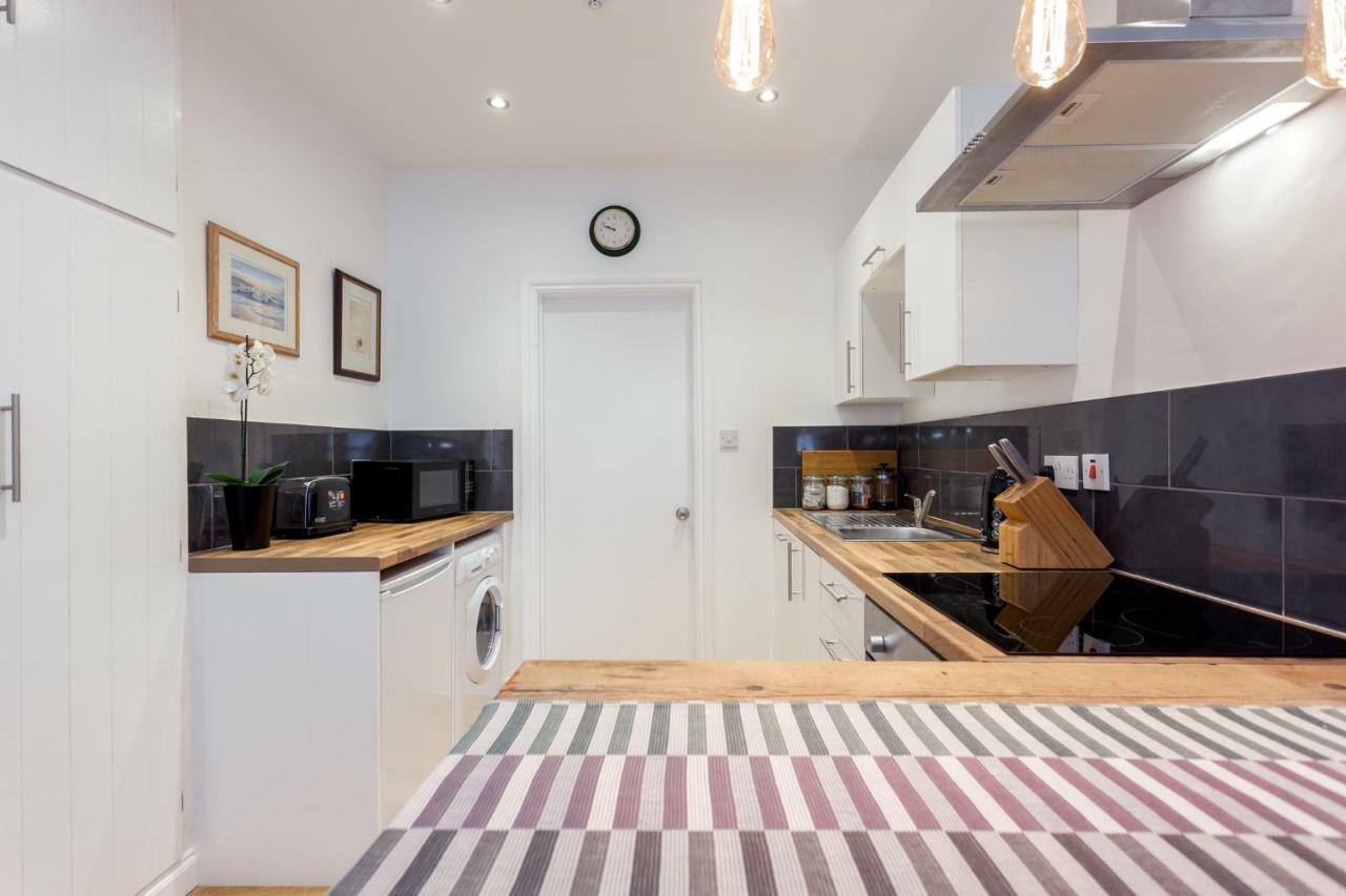 Stylish Town Centre Apartment Close To Beach And Shops 伯恩茅斯 外观 照片